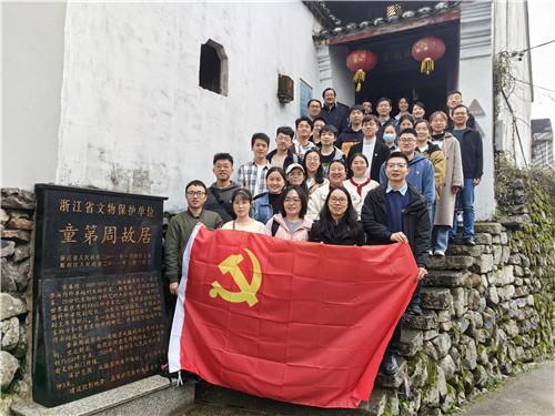 让动物飞一会